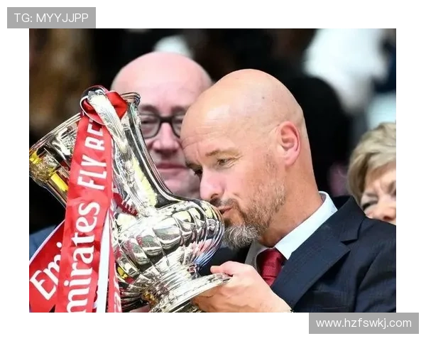 曼联再陷困境滕哈格用人受质疑英超豪门重建之路迷雾重重 曼联再陷困境滕哈格用人受质疑英超豪门重建之路迷雾重重