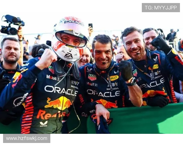 F1赛季激战正酣:顶级车队竞争愈演愈烈 新技术和车手更替成关键焦点 F1赛季激战正酣:顶级车队竞争愈演愈烈 新技术和车手更替成关键焦点