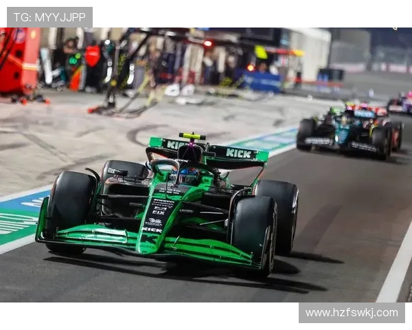 F1车手争夺激烈 新赛季规则变动引发车队战略大调整 F1车手争夺激烈 新赛季规则变动引发车队战略大调整